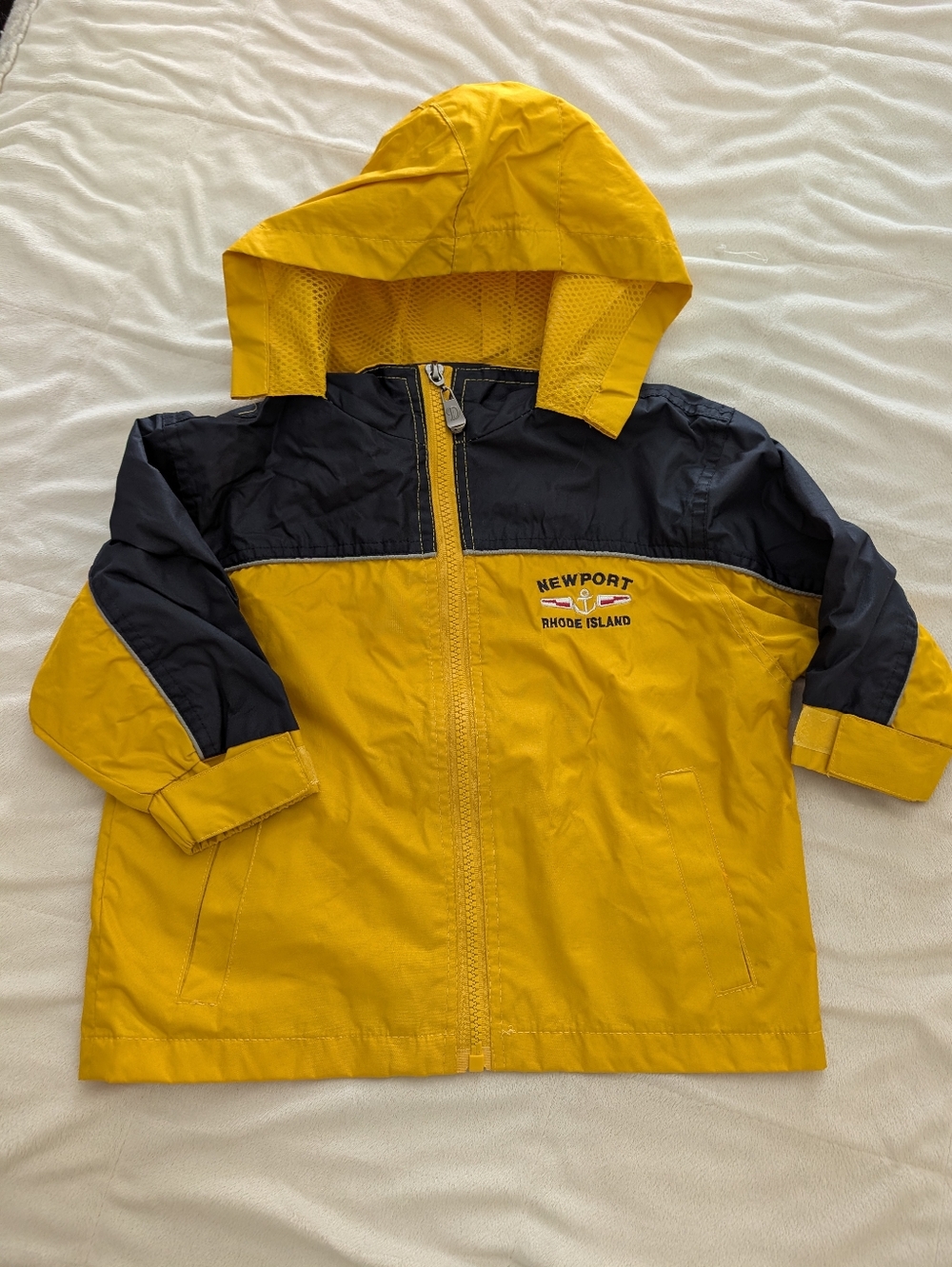Newport Rhode Island Yellow & Navy Hooded Toddler Jacket 3T (Fits Like 2T)